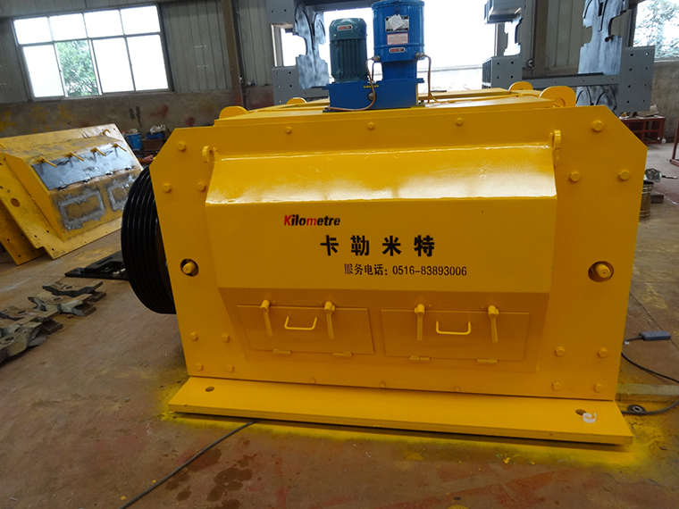 Double roll roller crusher