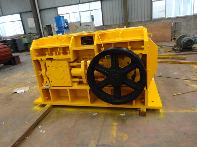 Double roll roller crusher