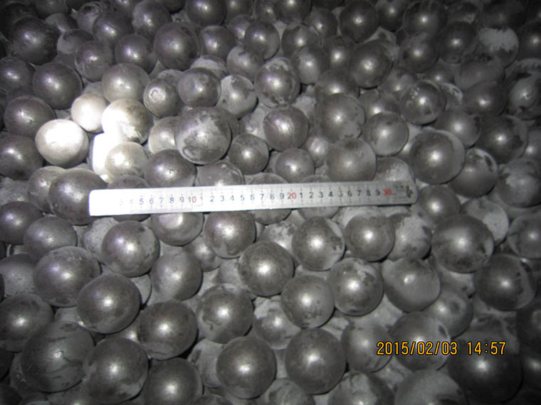 Energy-saving steel ball
